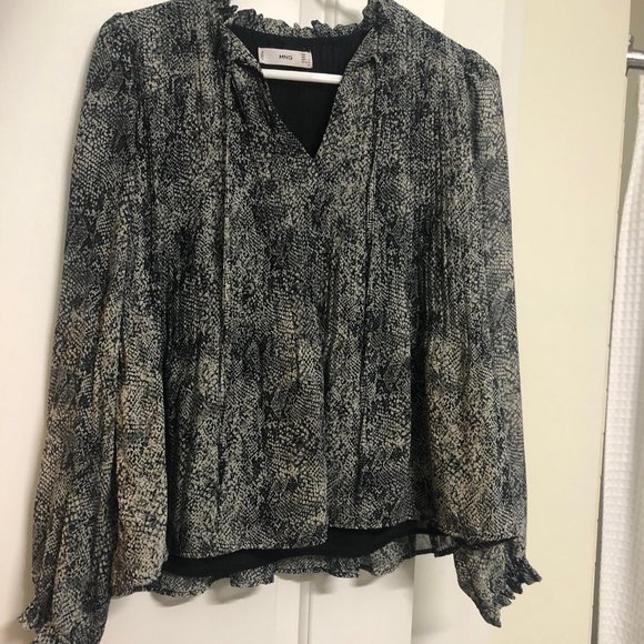 Mango Printed pleated blouse - Size 4 - Picture 11 of 16